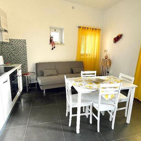 Casa Dani Lägenhet Tarquinia Exteriör bild